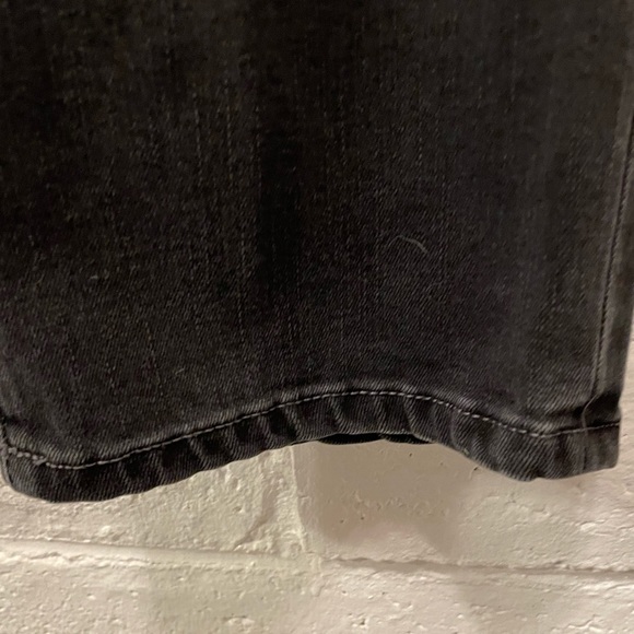 Chaps Black Stretch Jeans, straight leg, zip & button, slimming fit, sz 16 - Picture 8 of 15